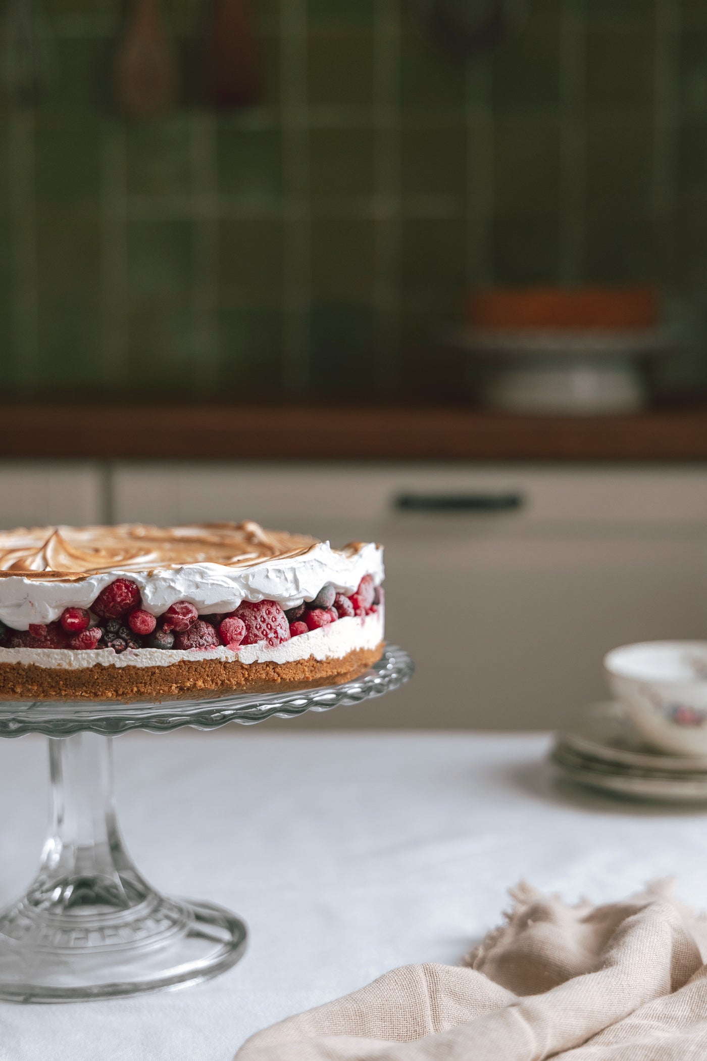 Bosvruchten meringue